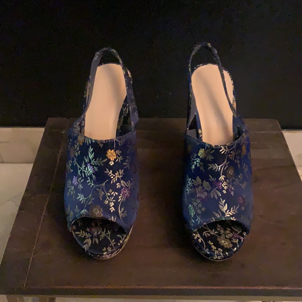 Wild Diva Lounge Shoes - Picture 3 of 8